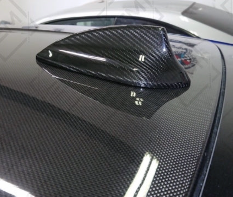 Carbon BMW 2x2 Carbon Fiber Shark Fin Antenna Overlay - F Series/G Series