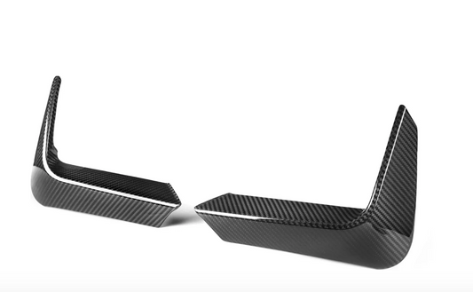 BMW M3/M4 REAR BUMPER INSERTS IN DRY PRE PREG CARBON FIBRE (F80/F82/F83)